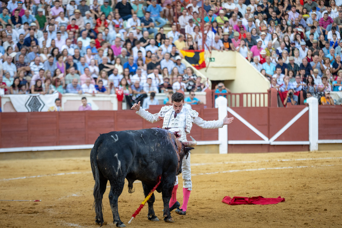 3ª de la feria taurina de San Julián  / JAVIER GUIJARRO