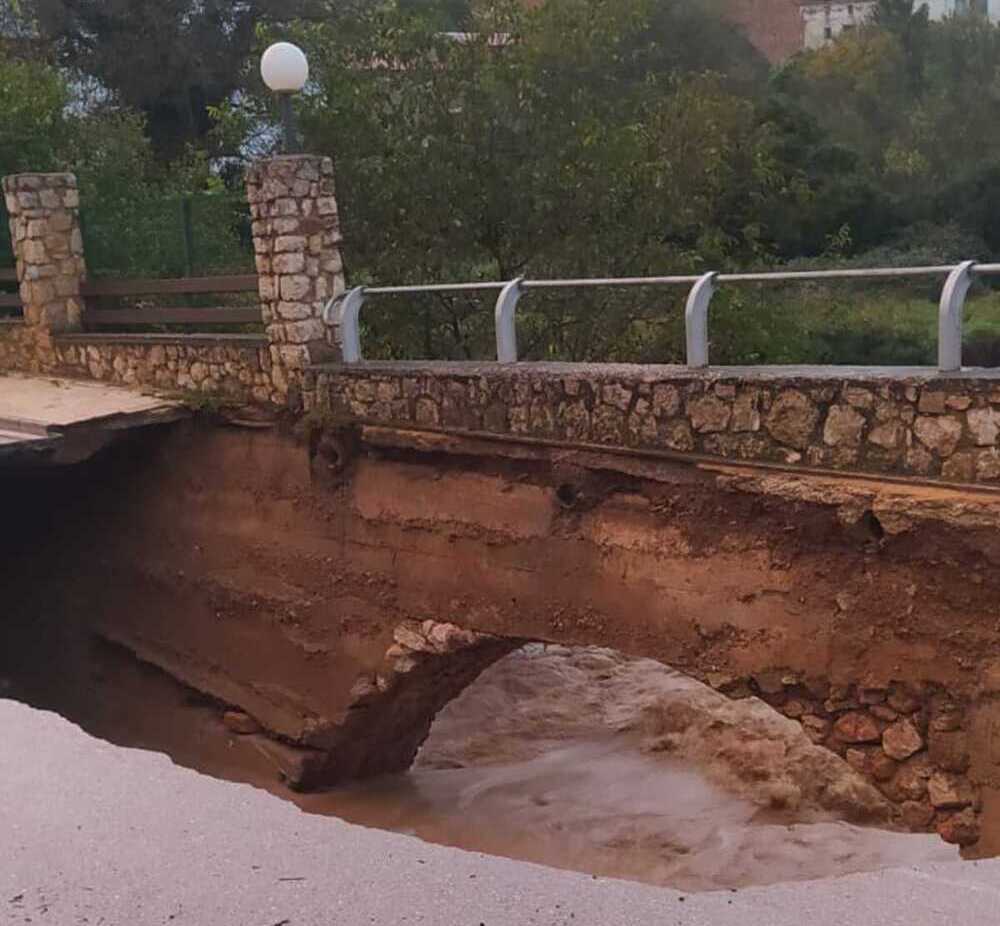 La DANA deja a Landete «partido en dos»