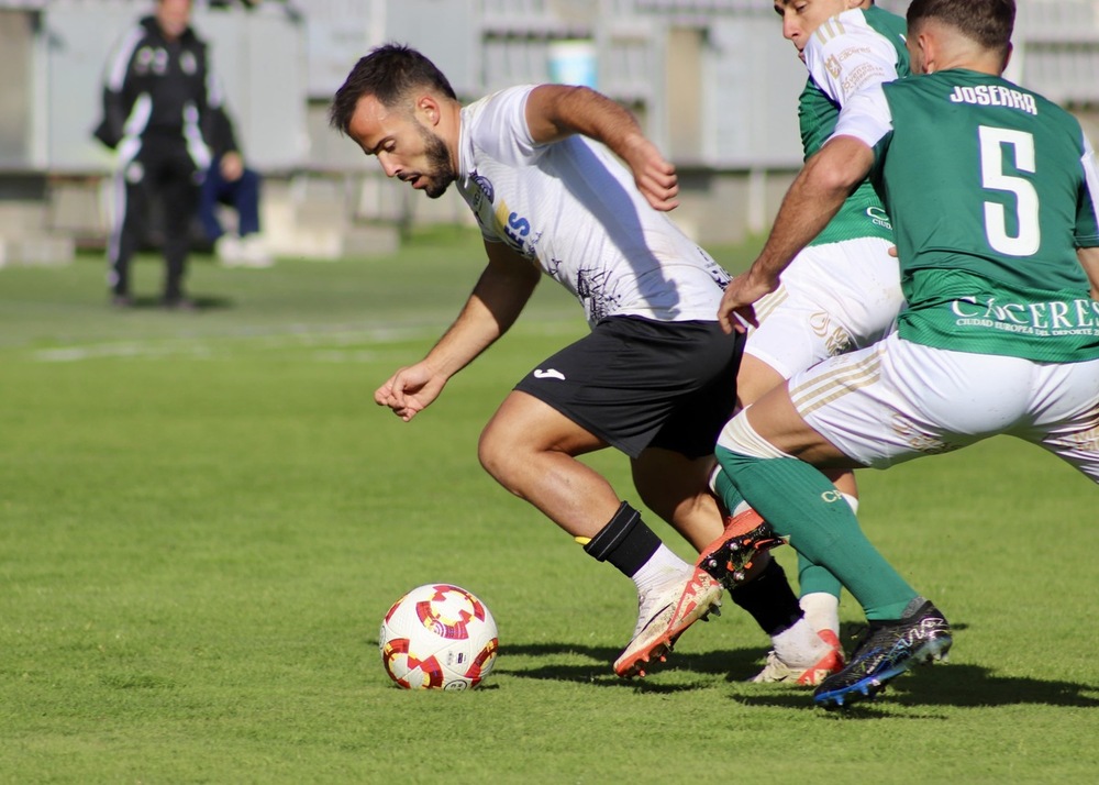 Un Conquense castigado por el arbitraje pierde de nuevo