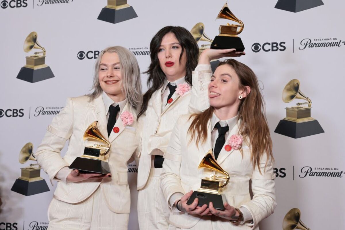 Phoebe Bridgers, Lucy Dacus y Julien Baker de Boygenius, ganadoras del premio a la 