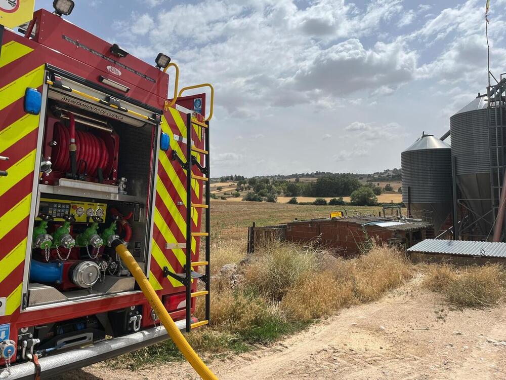 Los bomberos de Cuenca intervienen en un fuego en La Frontera 