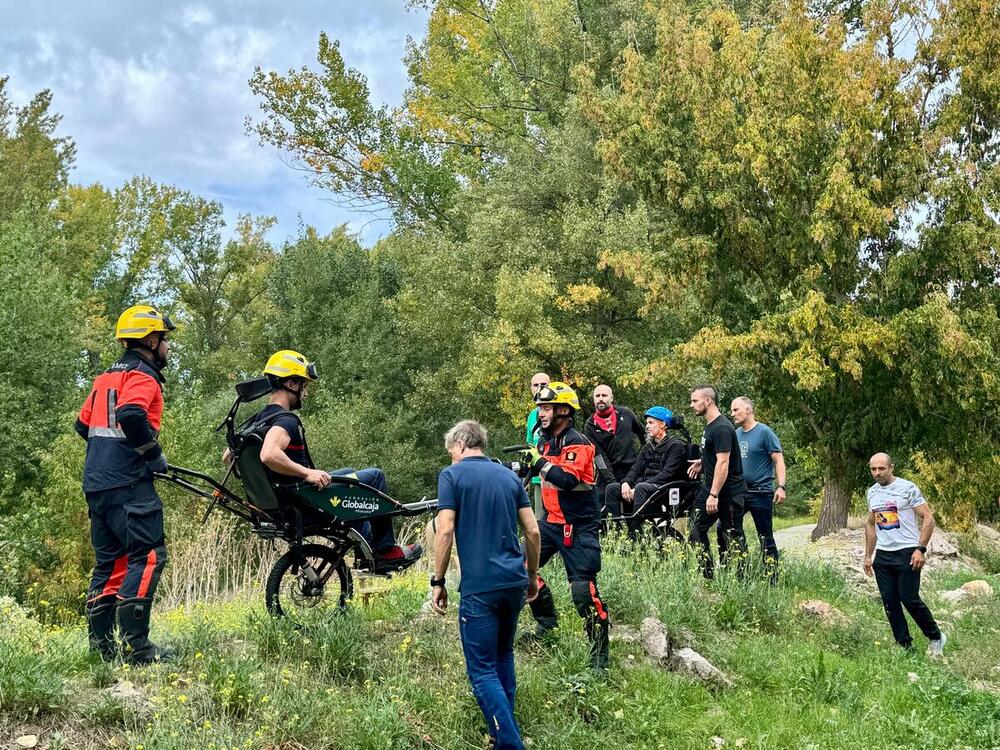 Los bomberos se forman en atención a personas con discapacidad