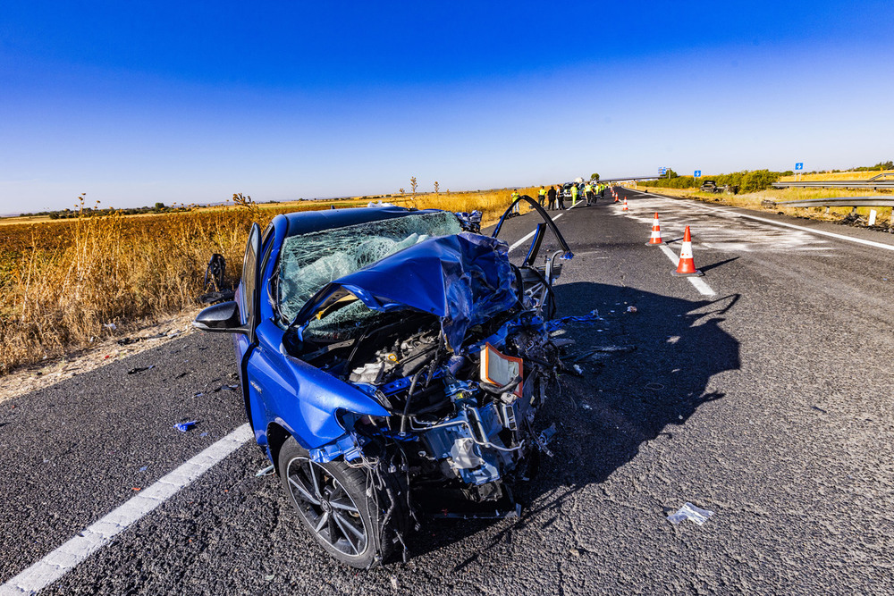 Dos muertos por un coche kamikaze en la A-43 en Torralba