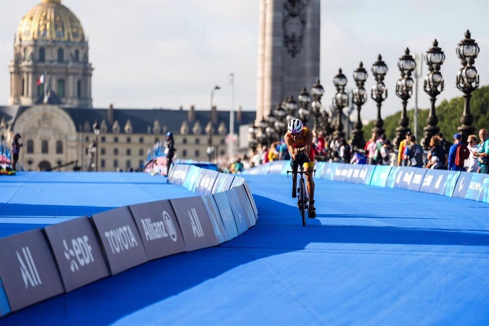 Dani Molina consiguió el oro en triatlón.