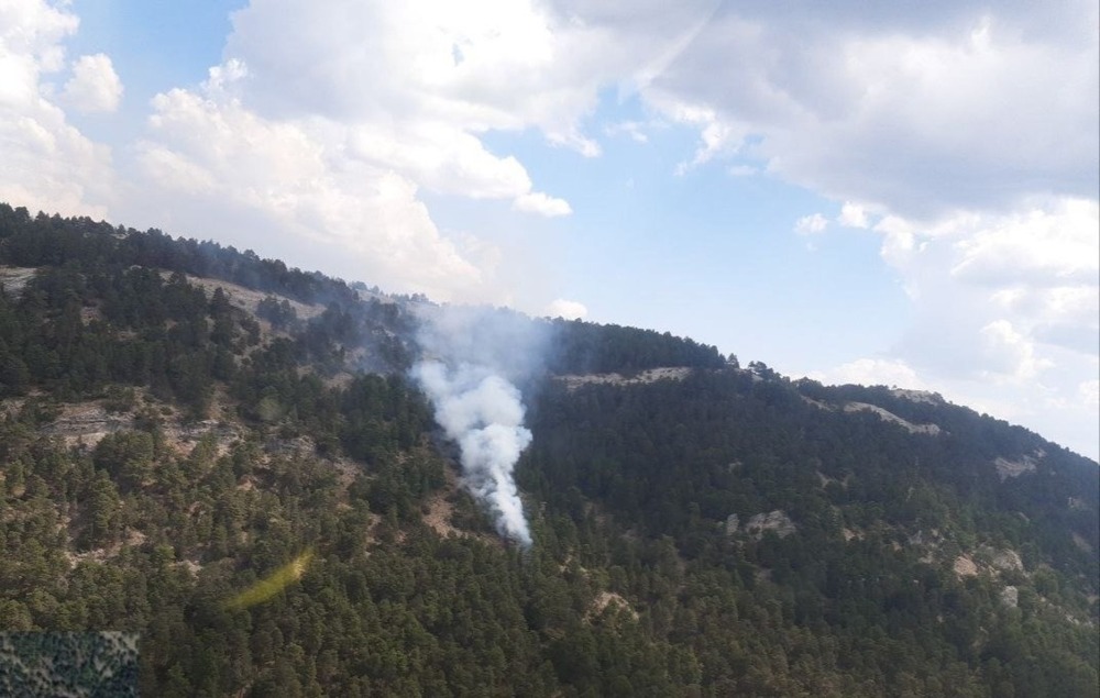 Imagen del inicio del incendio declarado este verano en Tragacete.