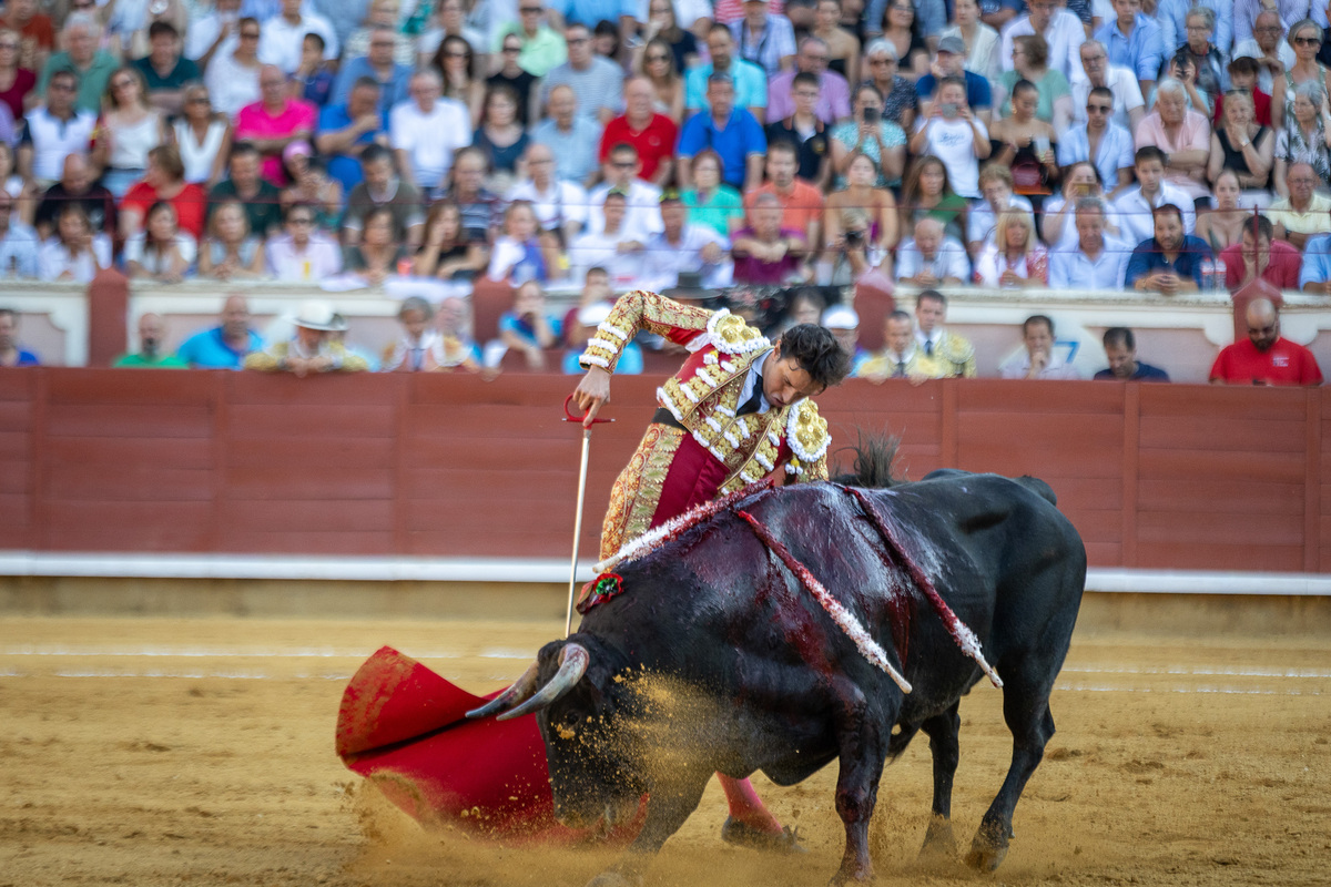 4ª de la feria taurina de San Julián  / JAVIER GUIJARRO