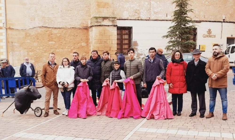 San Lorenzo de la Parrilla entrega sus premios taurinos