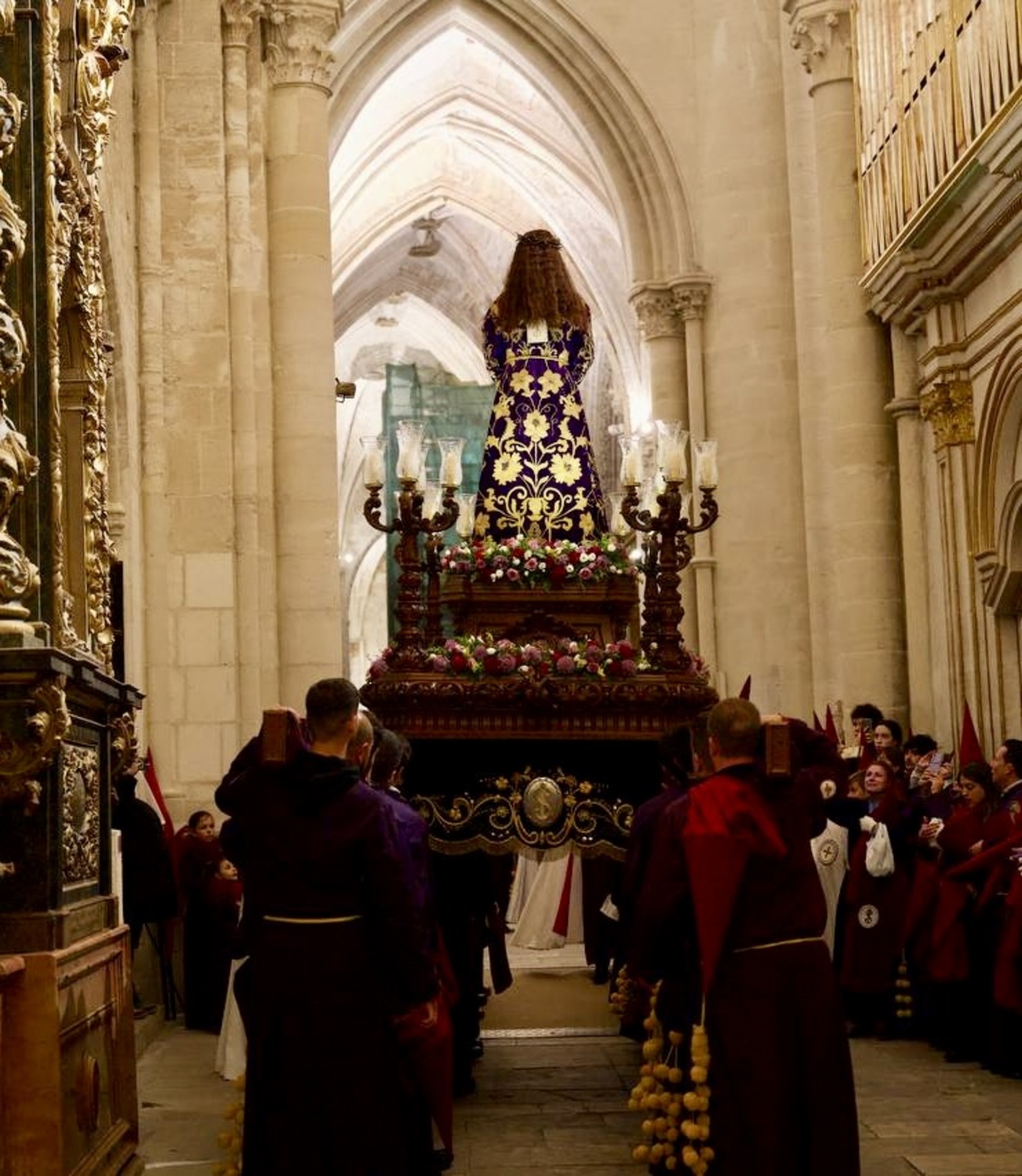 Martes Santo. Procesión del Perdón   / SERGI PERICH