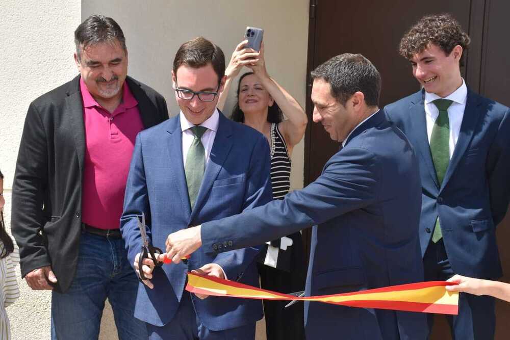 Inauguran la primera biorrefinería de insectos en Cañaveras