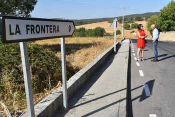 Asfaltan el camino que une La Frontera y Fresneda de la Sierra