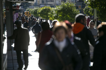 Los extranjeros impulsan la población a las 198.813 personas