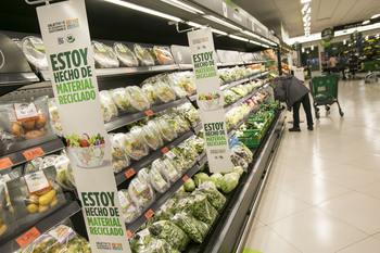 Alcampo y Mercadona, donde menos cuesta llenar la cesta