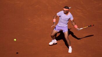 Rafa Nadal gana a Flavio Cobolli y coge confianza en Barcelona