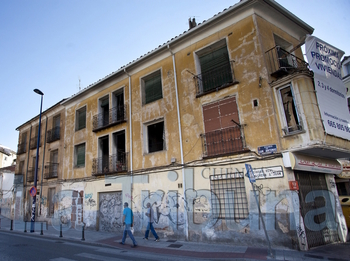 CeM denuncia el «abandono» del barrio de Casablanca