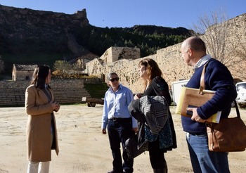 Invertirán 500.000 euros para restaurar la muralla de Cañete