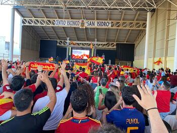 Tarancón vibra con la victoria de la Roja