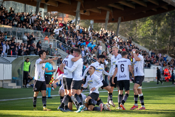 La afición responde a la llamada y arropa al Conquense