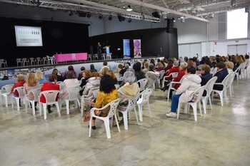 Más de 200 mujeres se dan cita en el encuentro de asociaciones