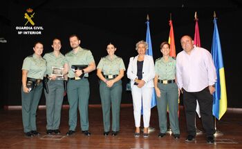 Portilla rinde homenaje a la Guardia Civil