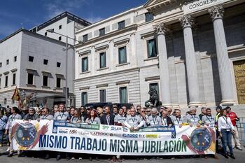 Policías y guardias civiles exigen ser profesionales de riesgo