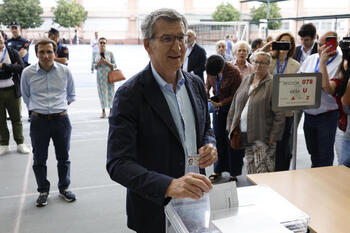 Feijóo llama a responder en las urnas a la situación de España