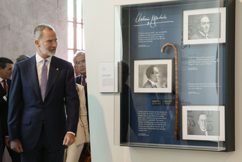 El Rey inaugura la exposición 'Los Machado. Retrato de familia'