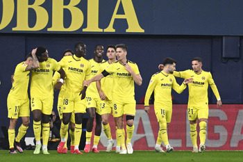 El Villarreal arrasa al Mallorca en siete minutos