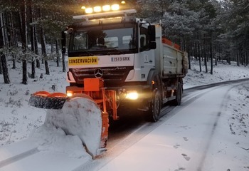 La Diputación moviliza sus efectivos ante las nevadas