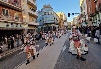 'Los Dementes' y 'El Chaparral', en el desfile de Carnaval